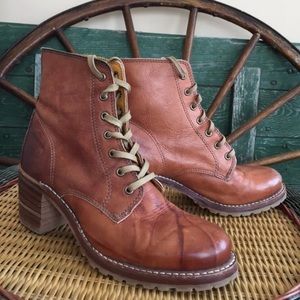 SOLD ❤️ FRYE SABRINA 6G SADDLE BOOT